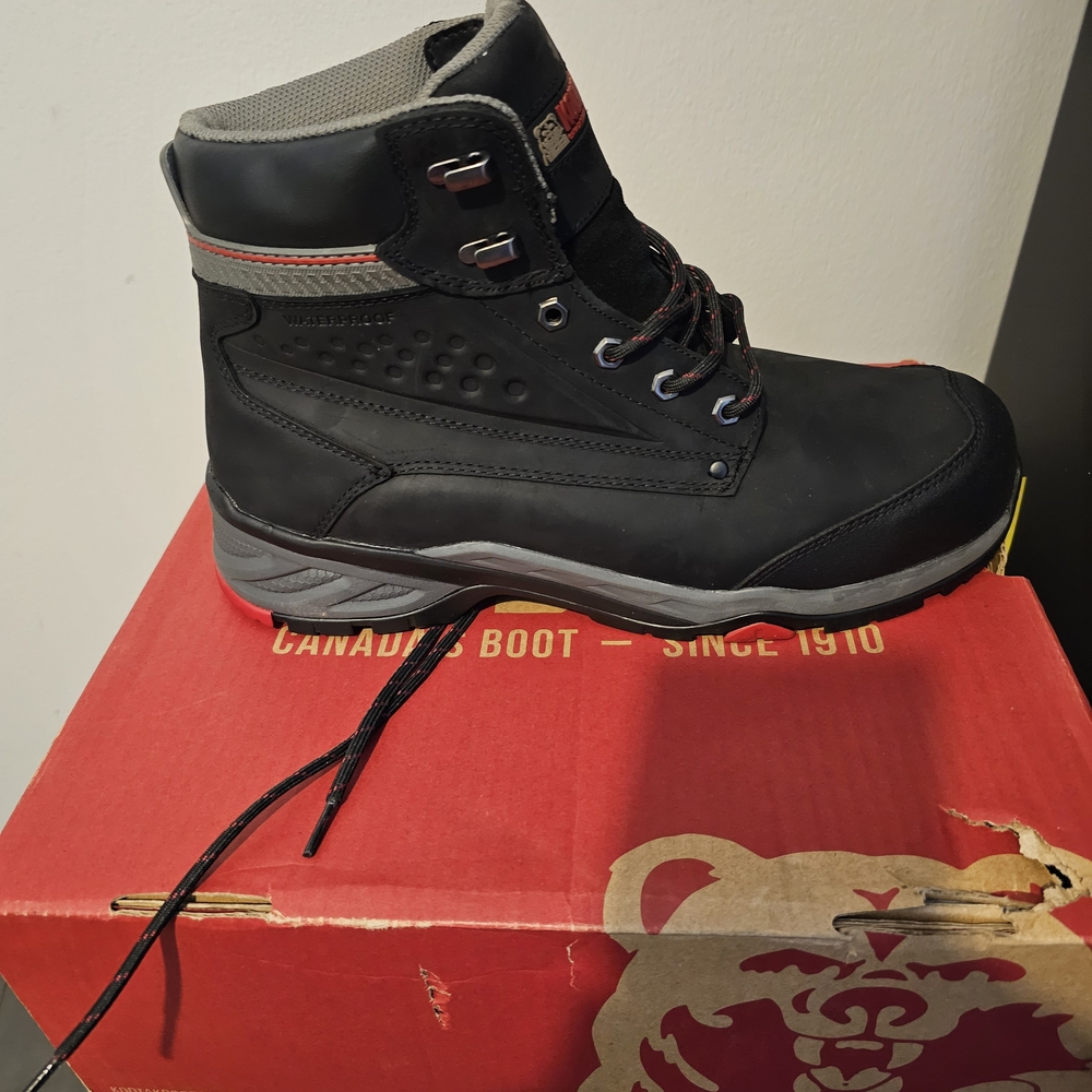 Kodiak Black and Gray Men's Boots